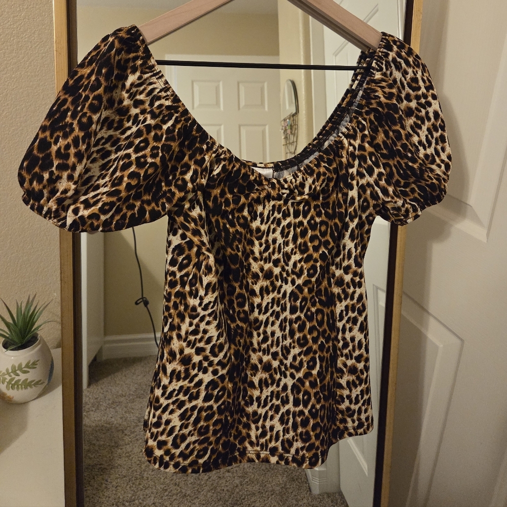 Vixen By Micheline Pitt Powder Puff Top In Leopard Print Size M
